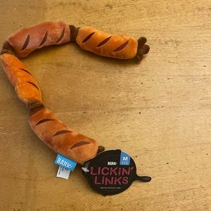 Bark NWT Lickin Links dog toy size M